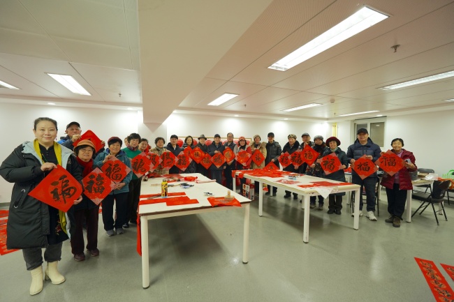 笔墨绘梦谱华章 和义同心书画院2025年度汇展惊艳亮相(图1) 笔墨绘梦谱华章 和义同心书画院2025年度汇展惊艳亮相(图1)